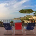 Carlotta - Relax A Due Passi Dal Mare Casa vacanze Massa Lubrense